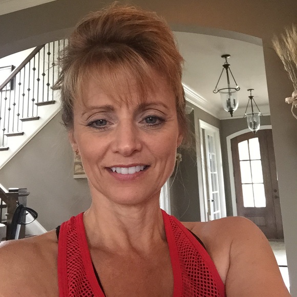 Meet your Posher, Kele - Picture 2 of 3